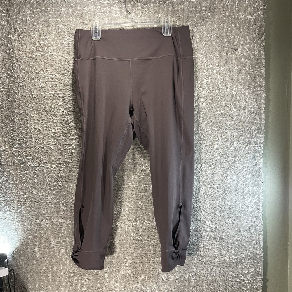 Under Armour Heat Gear Capri Leggings Brown Pockets 2X Sporty Training
